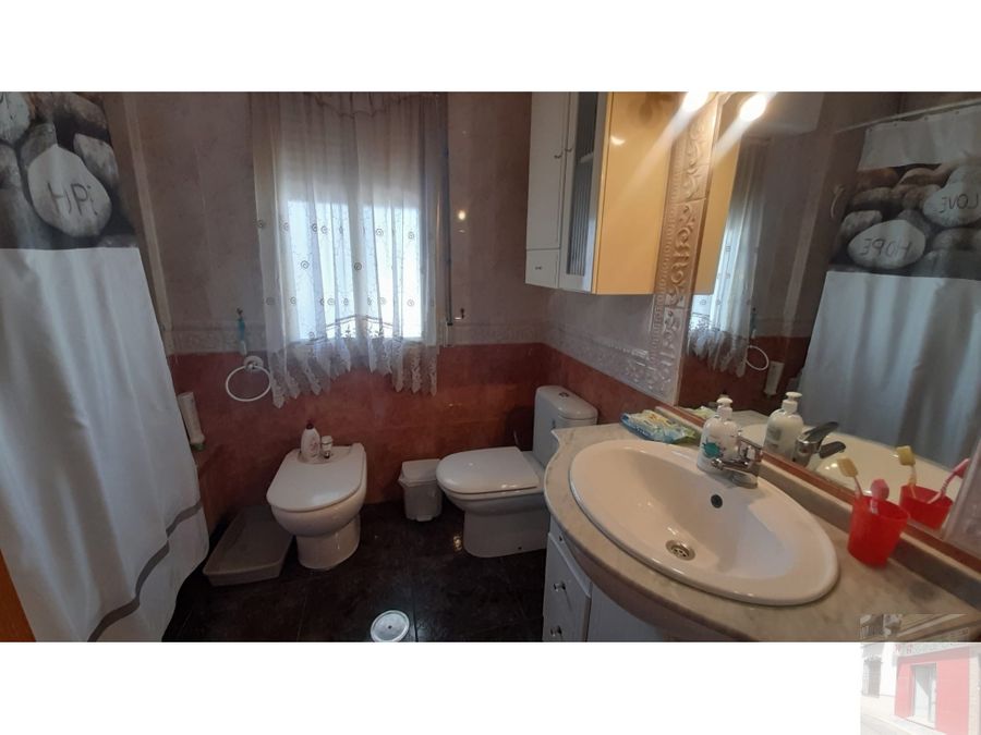 Venta casa semicéntrica — foto 2
