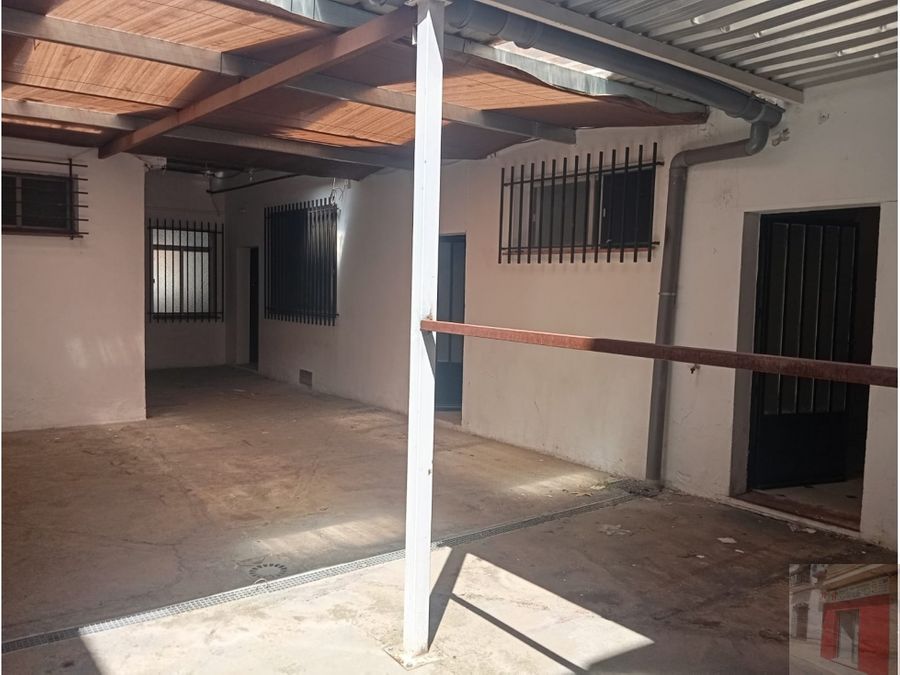 Se vende local acondicionado bar — foto 6
