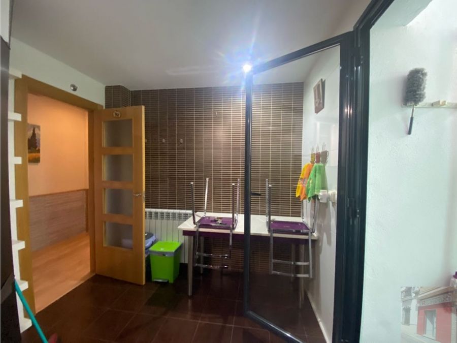 Se vende piso semi céntrico — foto 11