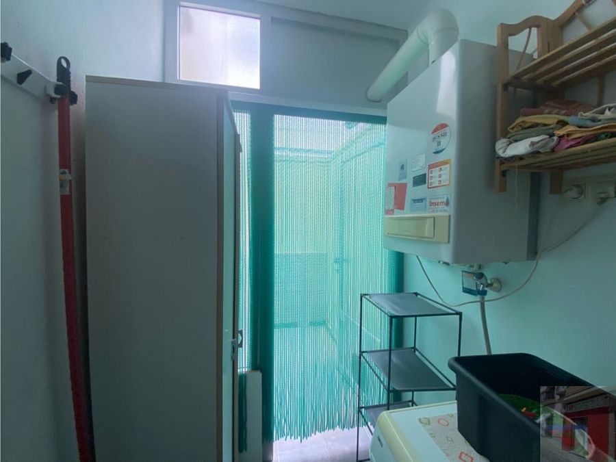 Se vende piso semi céntrico — foto 13
